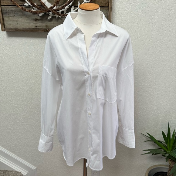 Zara Tops - Zara white‎ cotton button down blouse ladies size Large NWT